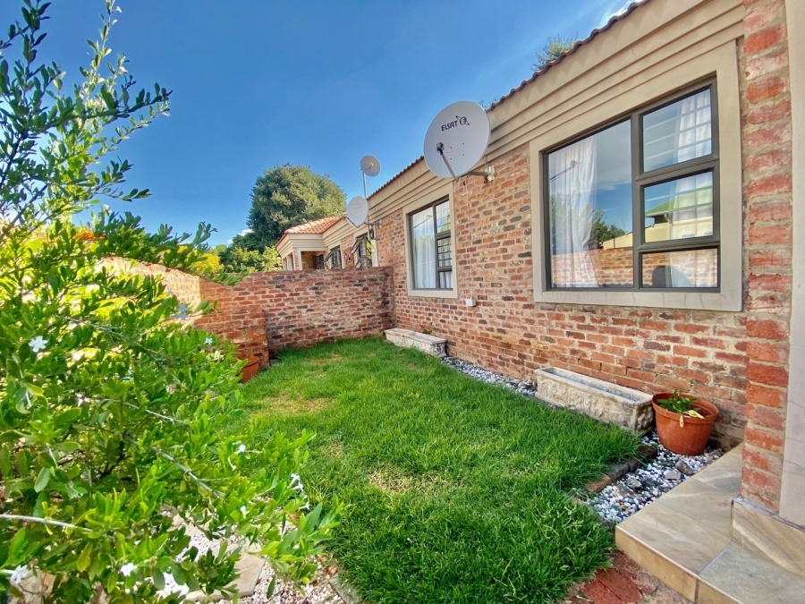 2 Bedroom Property for Sale in Potchefstroom North West